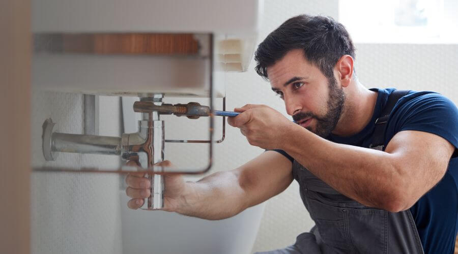 Faucet aerator cleaning/replacement in Frankfort, KY